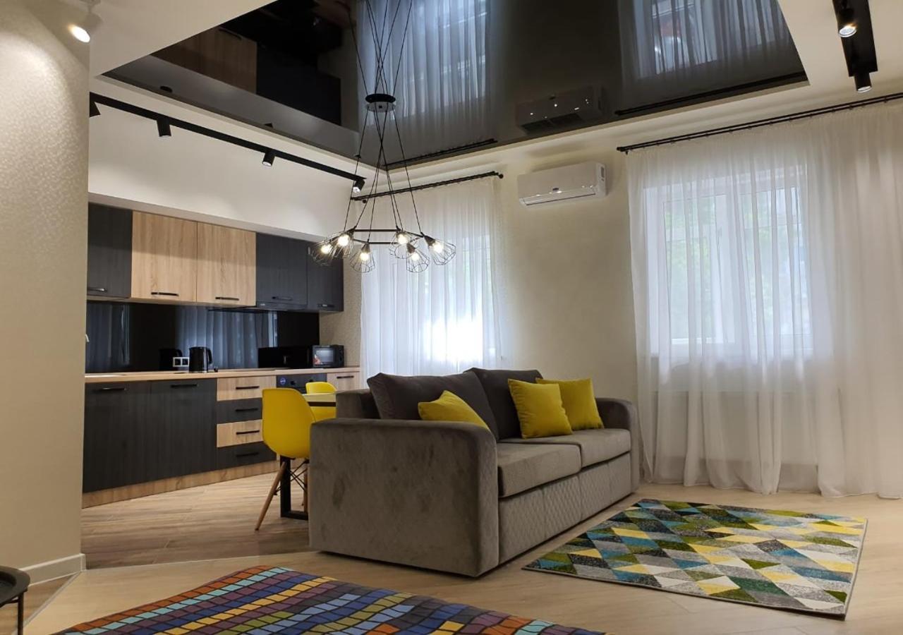 New Lux Apartment 2020 Kharkiv Eksteriør bilde